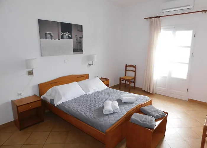 Pasithea Folegandros