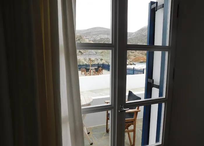 Pasithea Folegandros 4* Agali