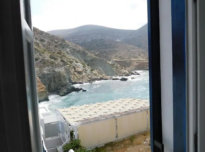 Pasithea Folegandros Pensión