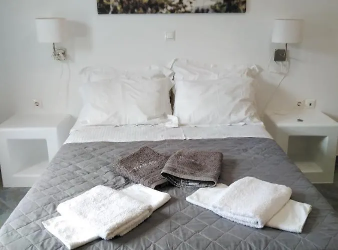 Pasithea Folegandros Pensión