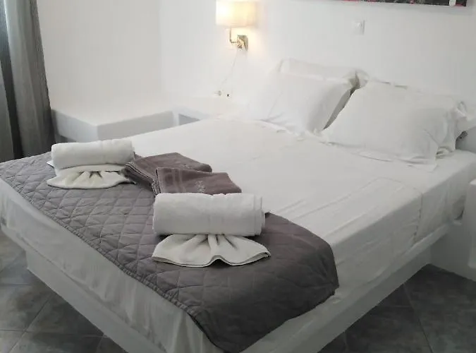 Pasithea Folegandros Pensión