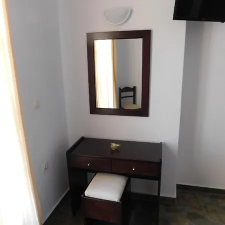 Гостевой дом Pasithea Folegandros 4*