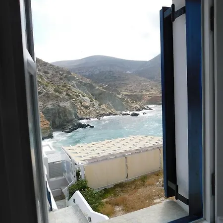 Pasithea Folegandros 招待所