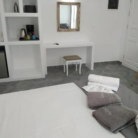 Гостевой дом Pasithea Folegandros