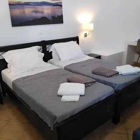 Pasithea Folegandros