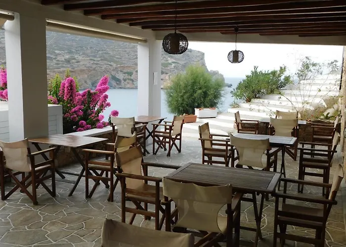 Pasithea Folegandros Pensión