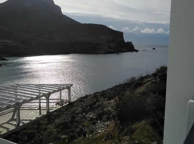 Pasithea Folegandros Pensión Agali